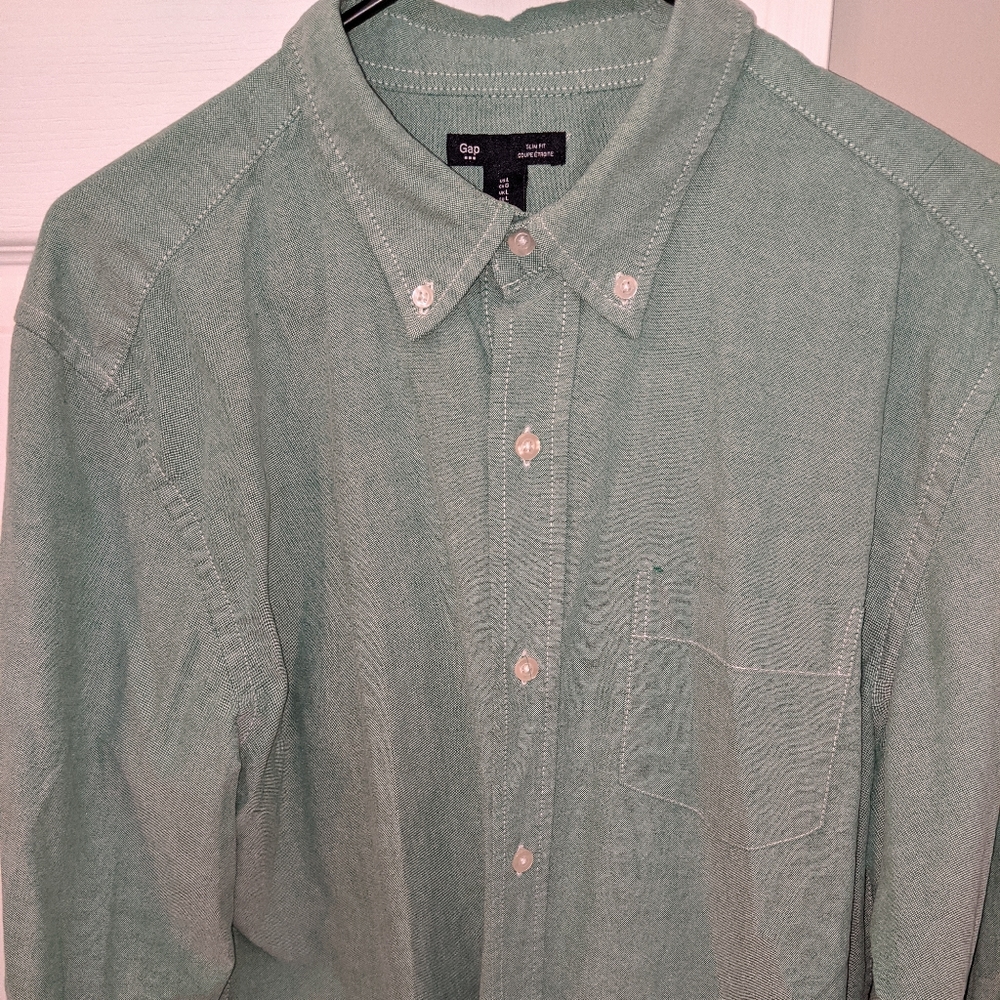 Long sleeve button down - Picture 1 of 3